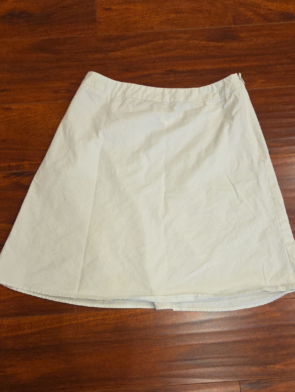 Harvé Benard Petite Cream Skirt Size 12P
